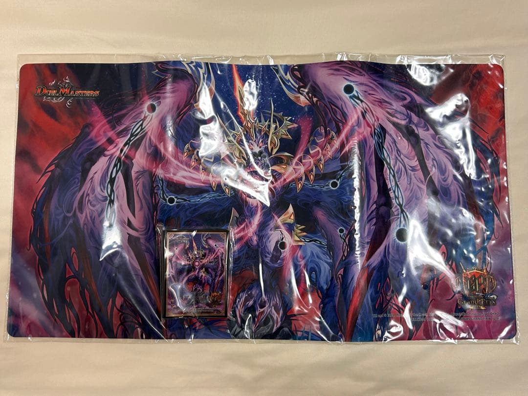 デスザーク　プレイマット　スリーブセット　DMGP10th 未開封 Amazon.co.jp: デュエマ GP 10th デスザーク スリーブ プレイマット